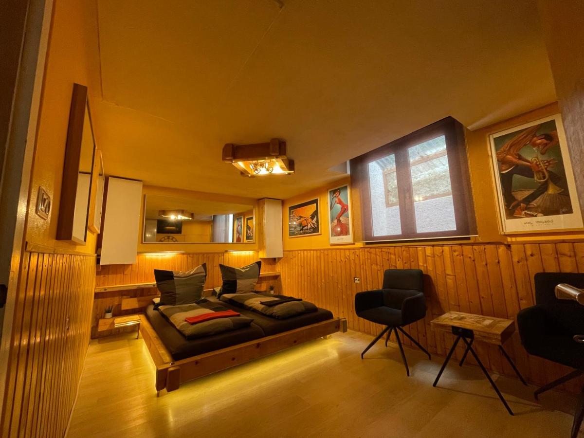 Villa Direkt am Main Karlstadt Exterior foto